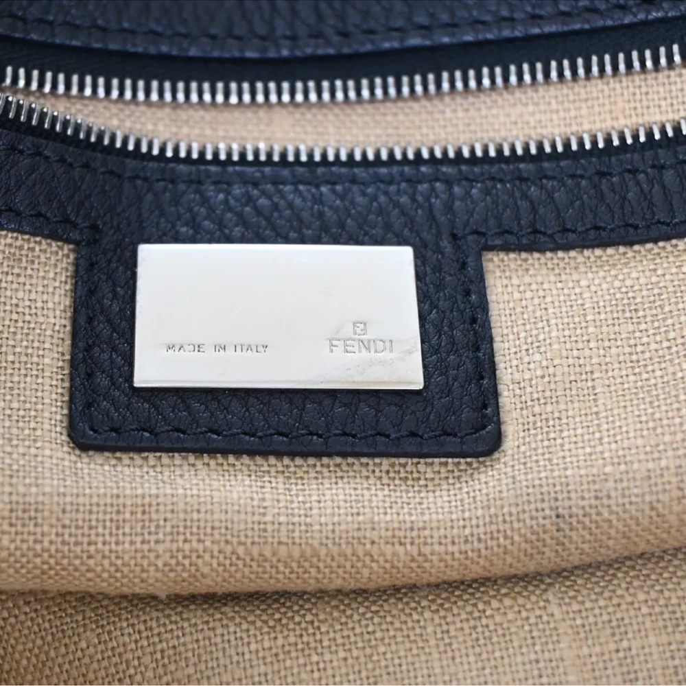 FENDI ZUCCA CANVAS BAG 🖤🩶 with COA - Picture 9 of 12